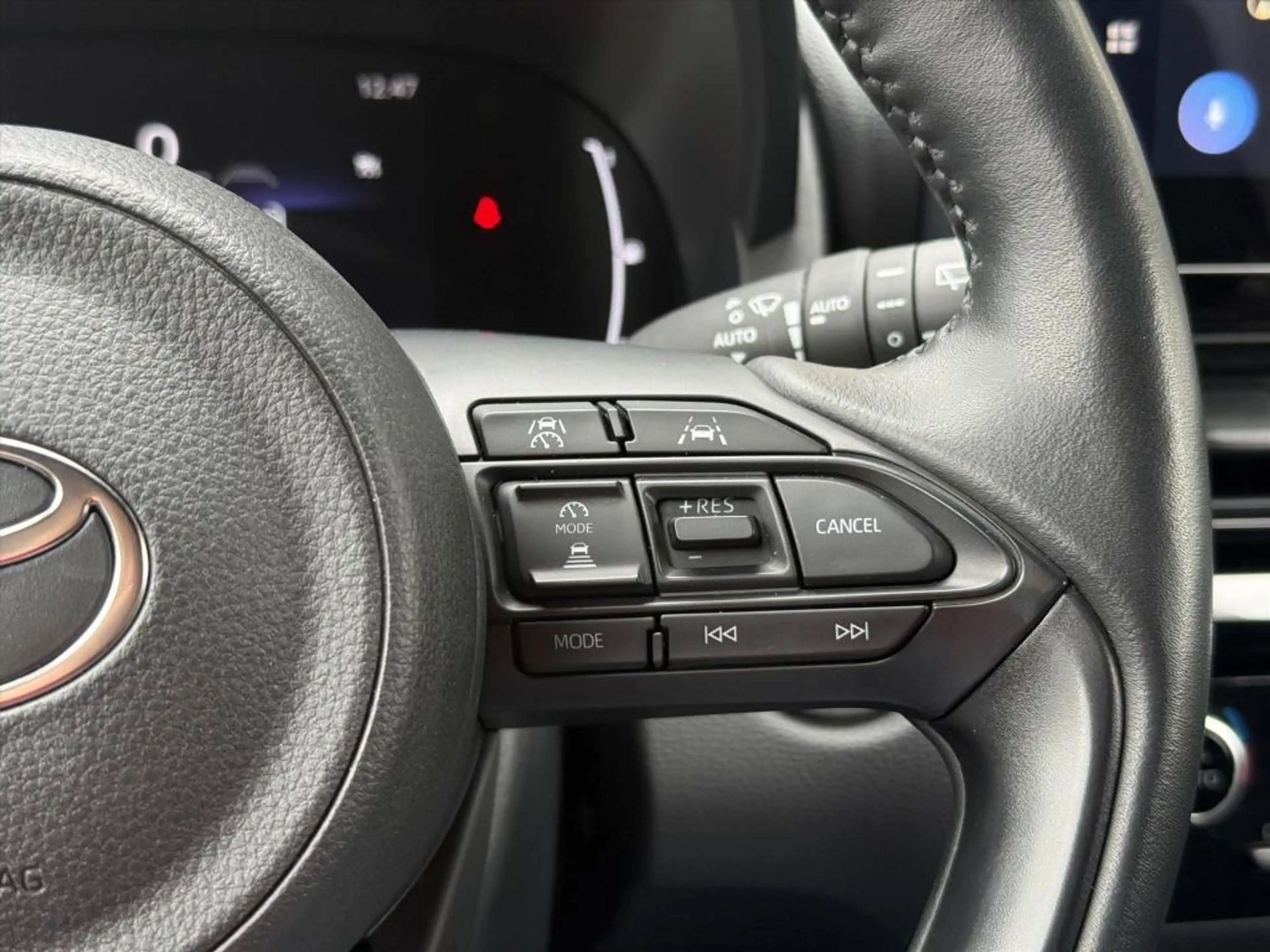 Toyota Yaris Cross 1.5 Hybrid First Edition Plus | Parkeersensoren, S — photo 21