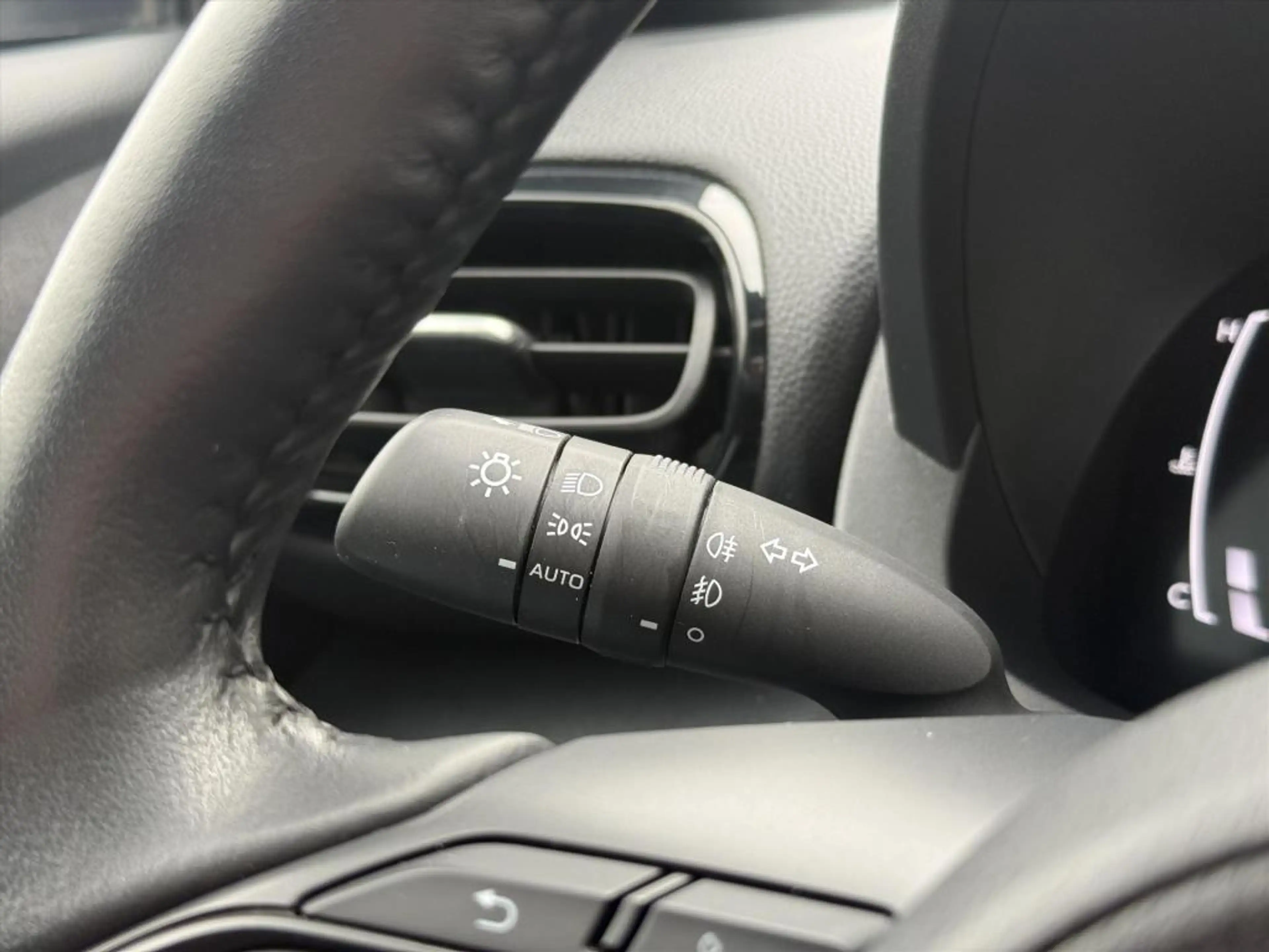 Toyota Yaris Cross 1.5 Hybrid First Edition Plus | Parkeersensoren, S — photo 22