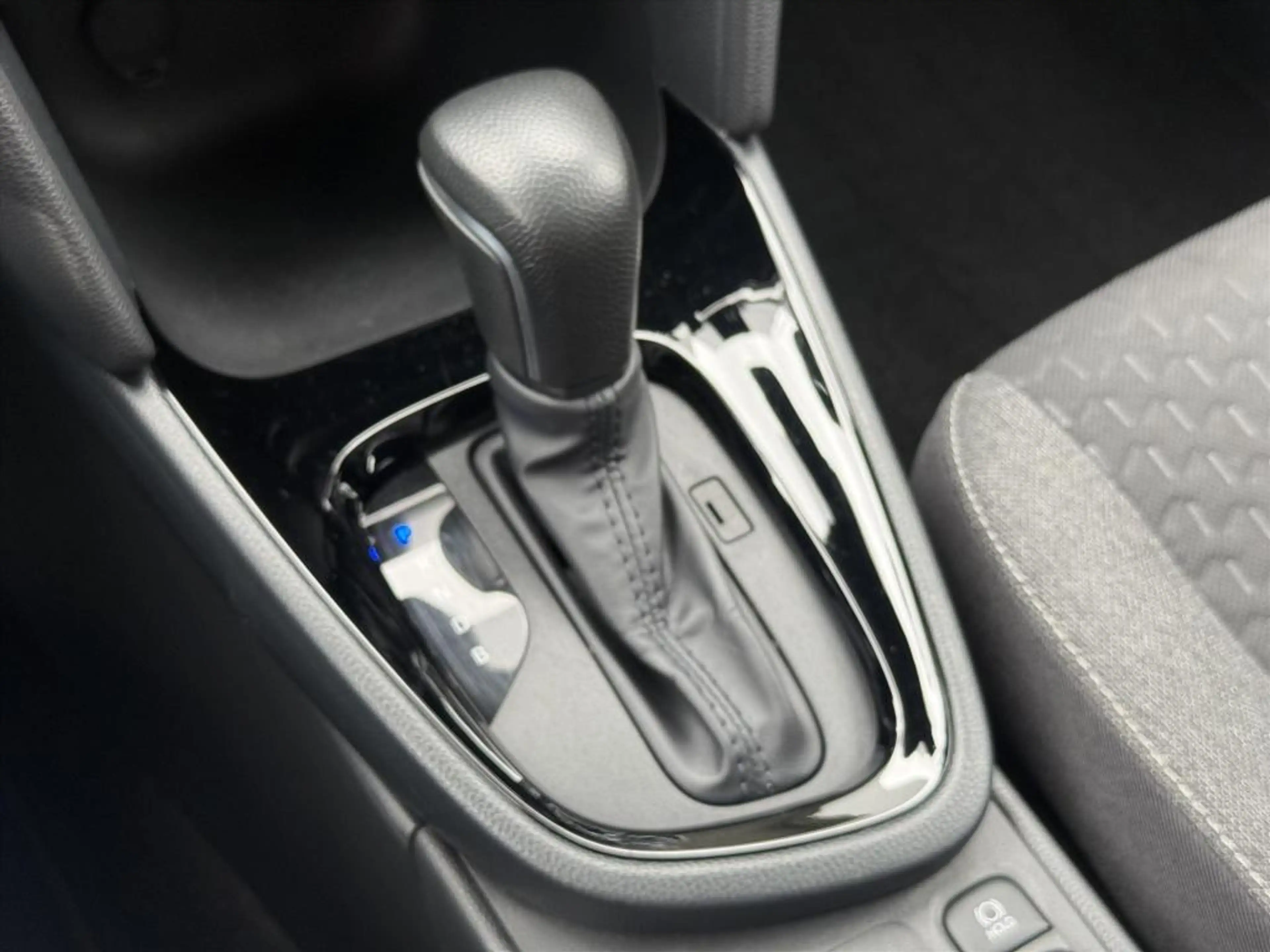 Toyota Yaris Cross 1.5 Hybrid First Edition Plus | Parkeersensoren, S — photo 30