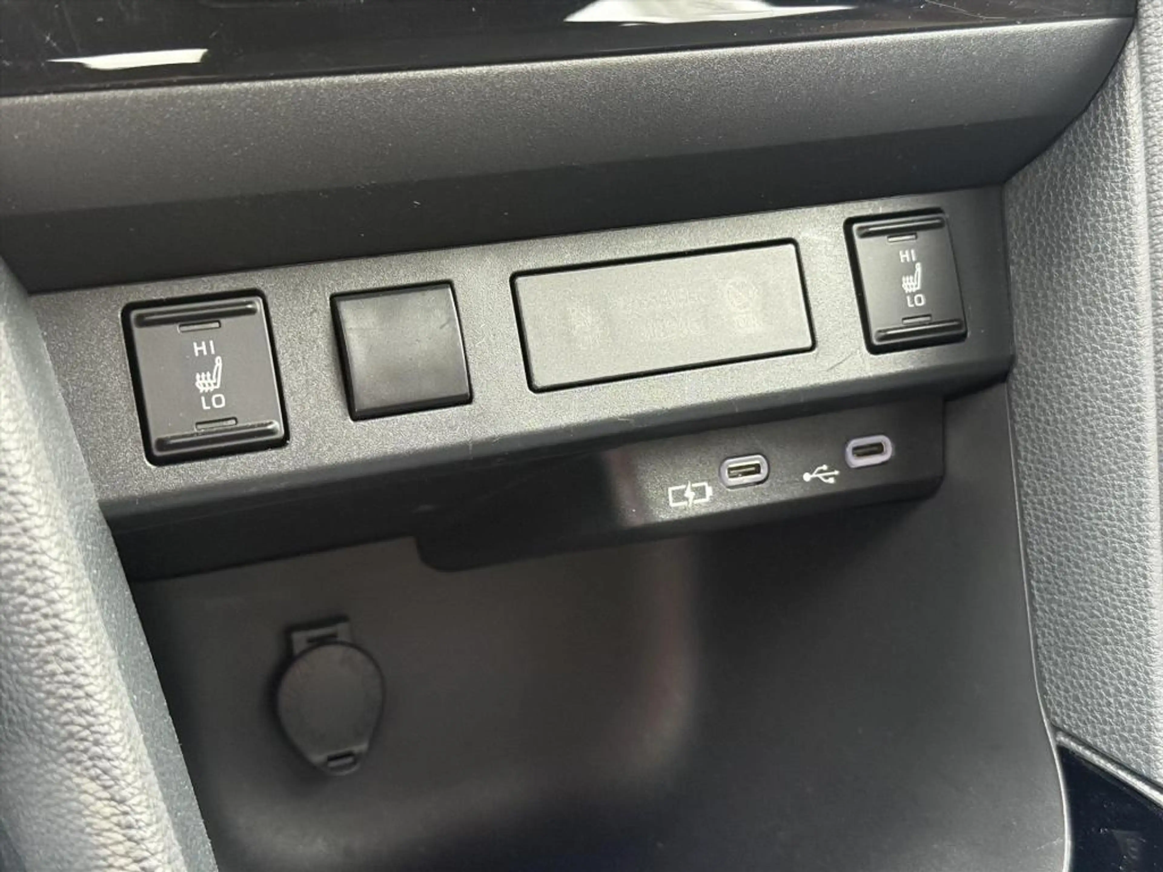 Toyota Yaris Cross 1.5 Hybrid First Edition Plus | Parkeersensoren, S — photo 32