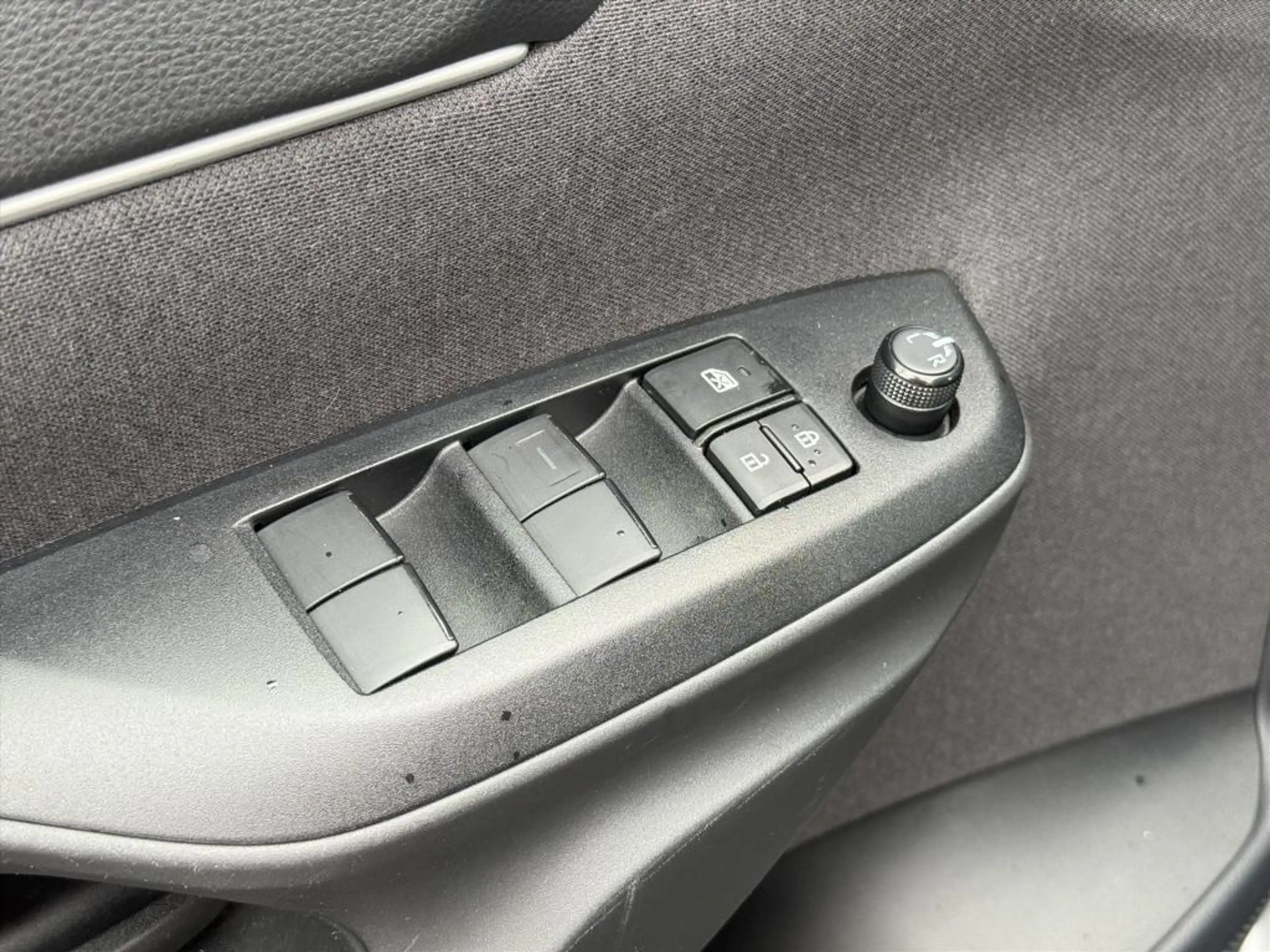 Toyota Yaris Cross 1.5 Hybrid First Edition Plus | Parkeersensoren, S — photo 19