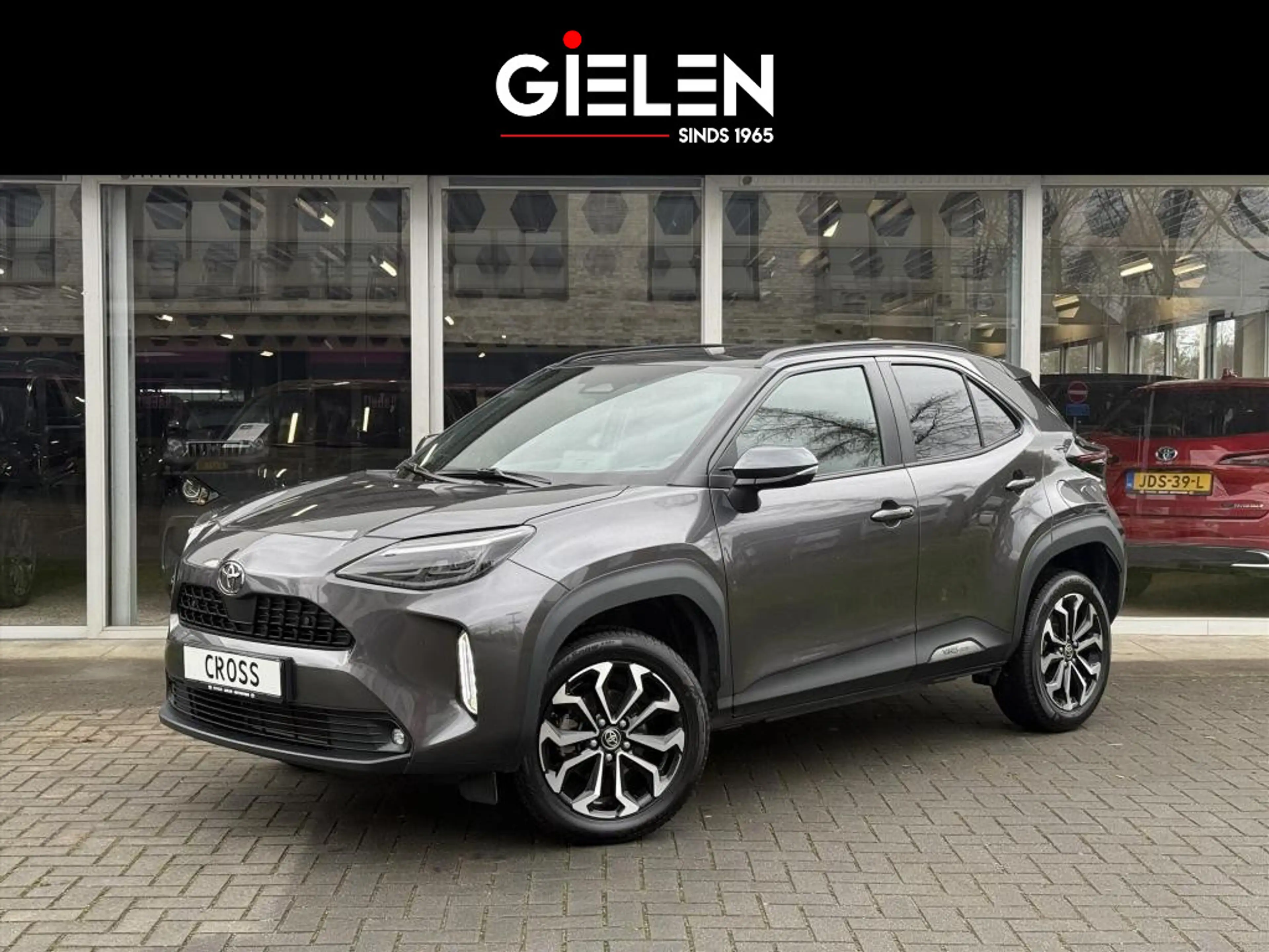 Toyota Yaris Cross 1.5 Hybrid First Edition Plus | Parkeersensoren, S