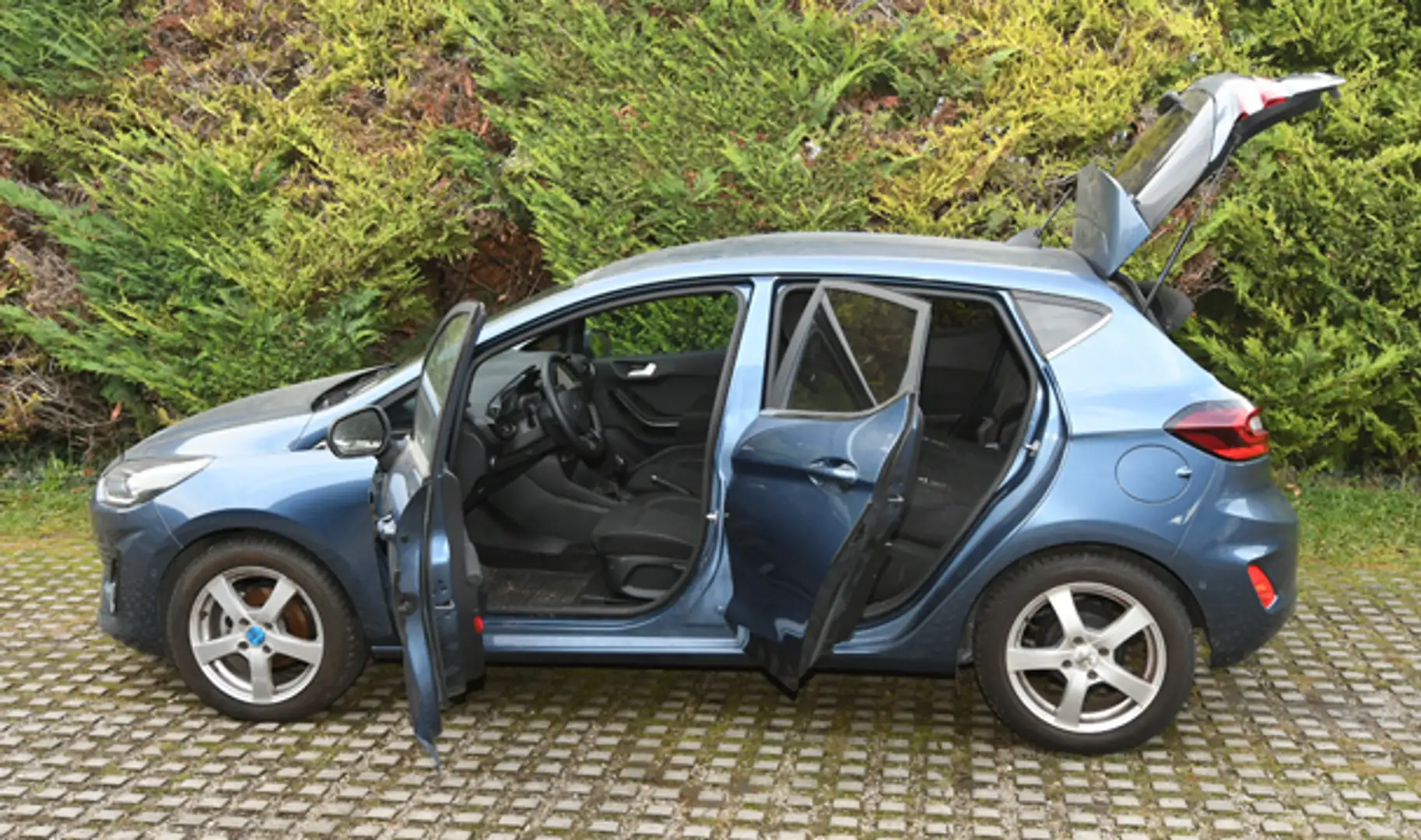 Ford Fiesta Fiesta Titanium X 1,0 EcoBoost Hybrid Start/Stop Titanium X Blau - 2