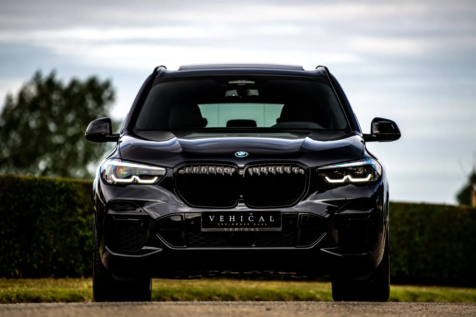 BMW X5 45e M SPORT|PANO|360° CAMERA|TREKHAAK|HEAD UP| Noir - 2