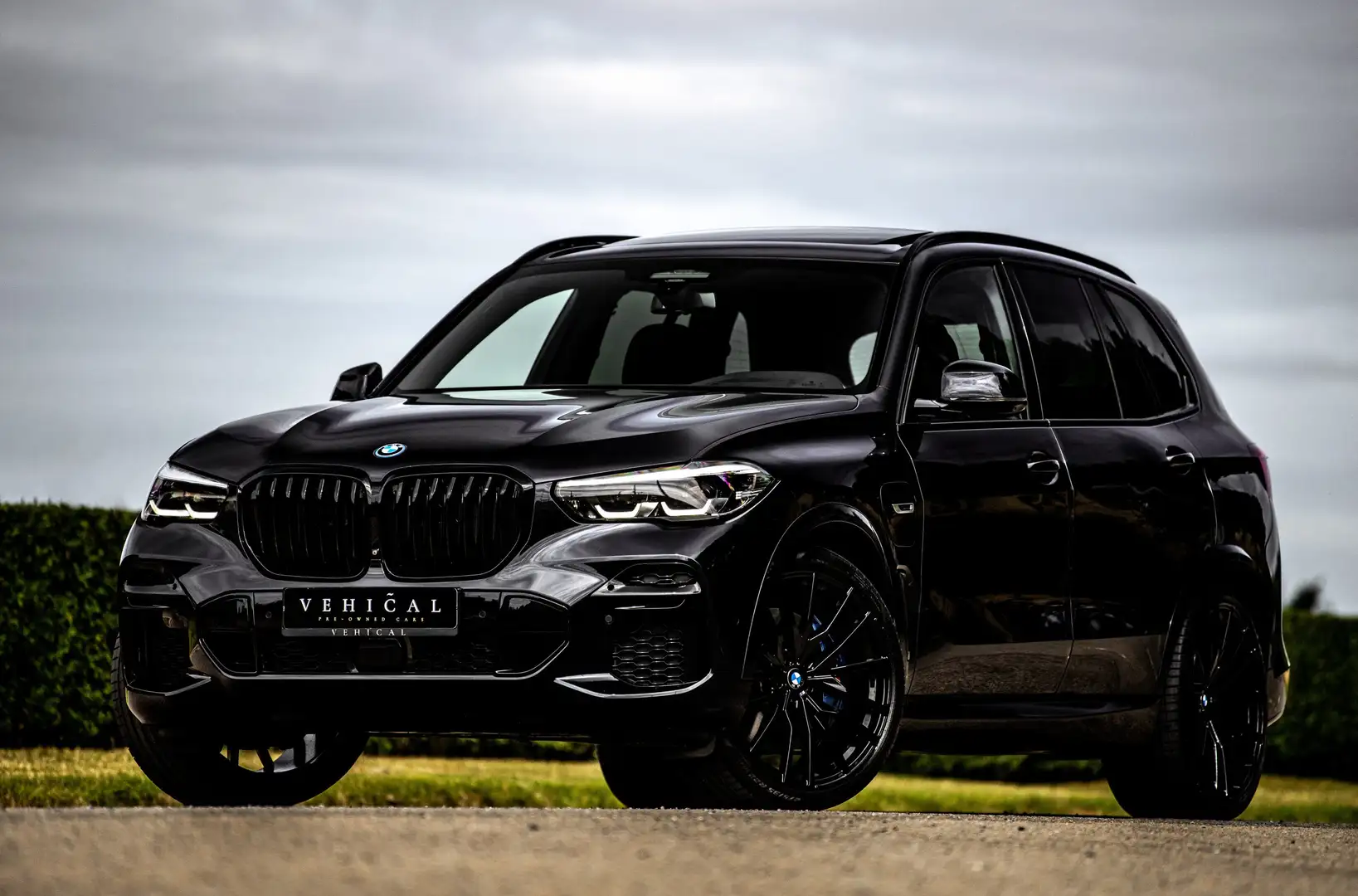 BMW X5 45e M SPORT|PANO|360° CAMERA|TREKHAAK|HEAD UP| Noir - 1