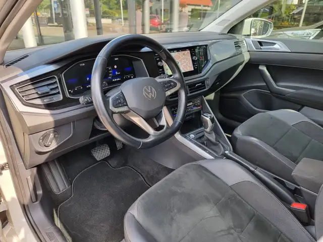 Volkswagen Polo view 14