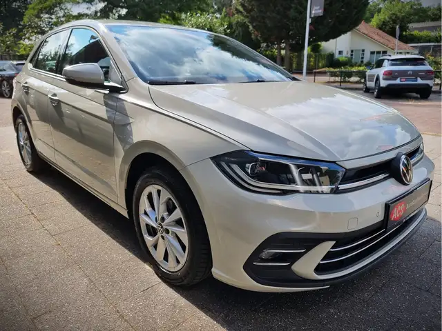 Volkswagen Polo view 12