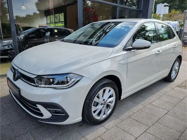 Volkswagen Polo view 7