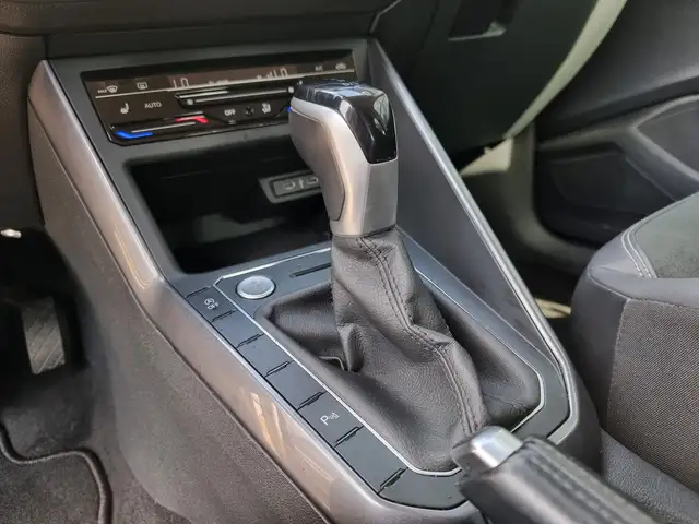Volkswagen Polo view 16