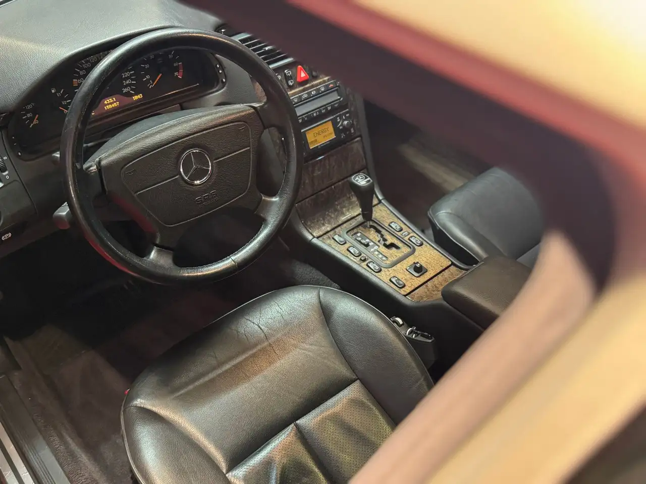Mercedes-Benz E 320 T/3.2 V6 224PS/AVANTGARDE/18"RH/R+H FEDERN, foto 2