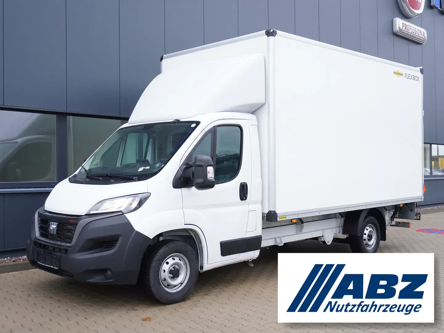 Fiat Ducato 35 180 / Ladebordwand + 10-Zoll-Navi Weiß - 1