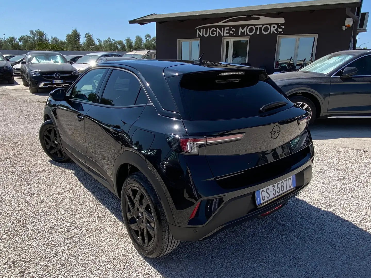 Opel Mokka Mokka II 2020 1.5 Elegance s Schwarz - 2