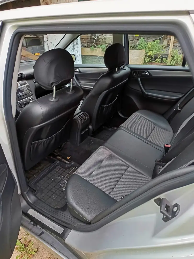 Mercedes-Benz C 270 C 270 T CDI Avantgarde Silber - 2