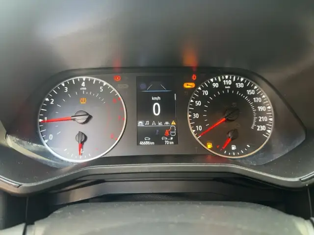 Renault Clio view 13