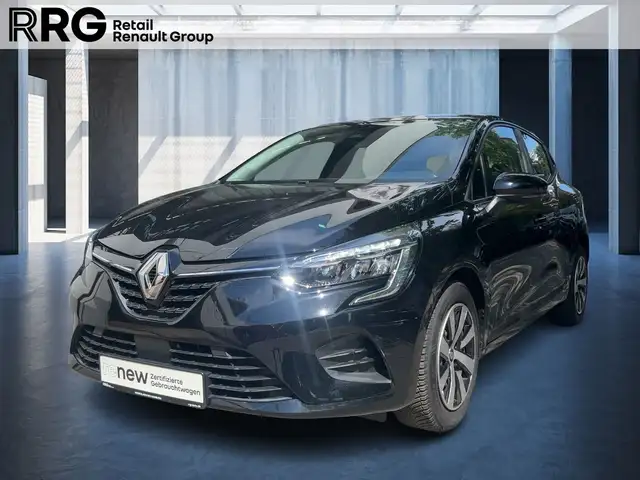 2023 Renault Clio in Black for sale