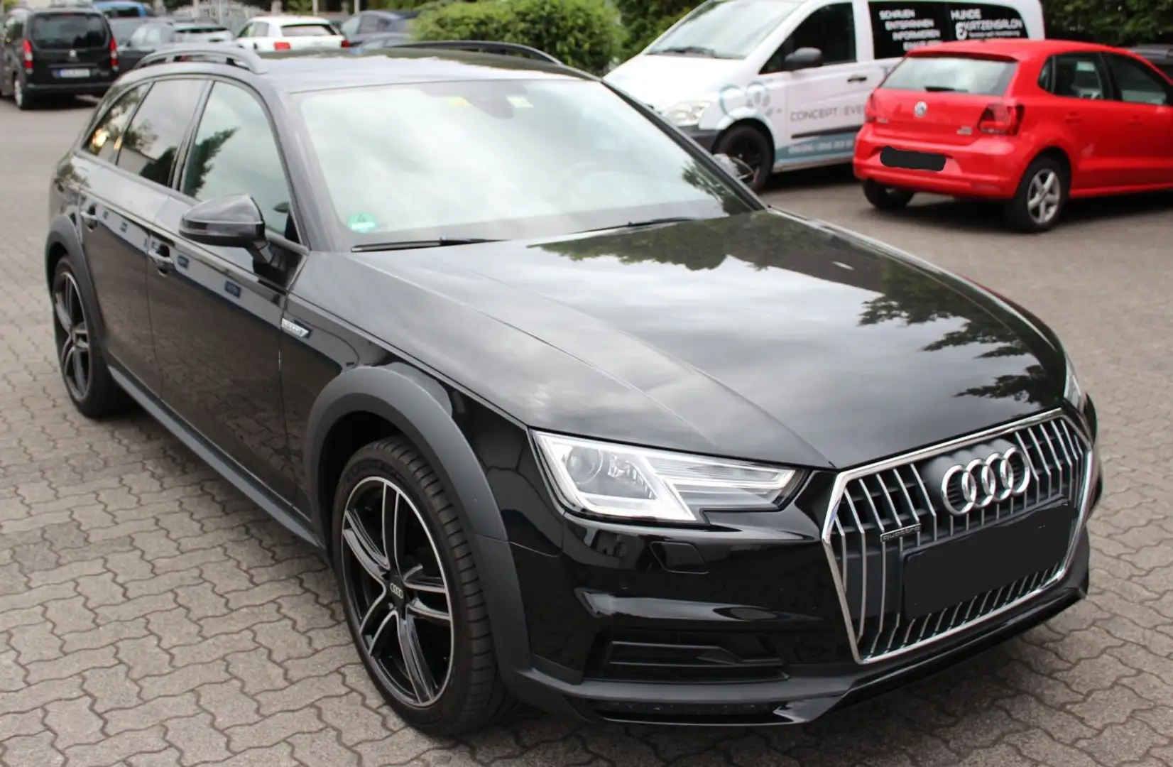 Audi A4 allroad quattro 45 TFSI Navi MMI sehr sauber! Zwart - 1