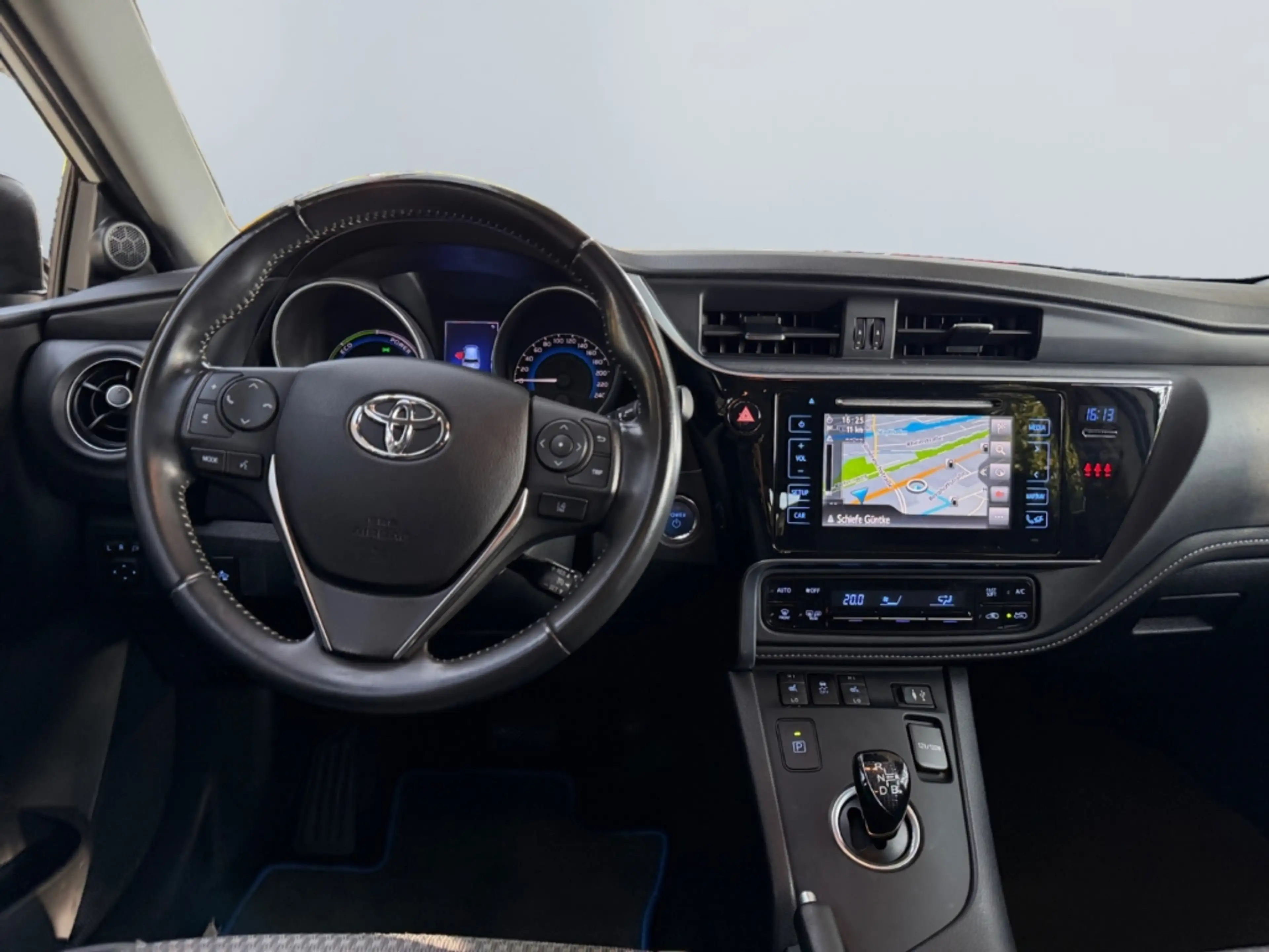 Toyota Auris 1.8 Hybrid Edition-S+ *Navi*SmartKey*SHZ* — photo 11