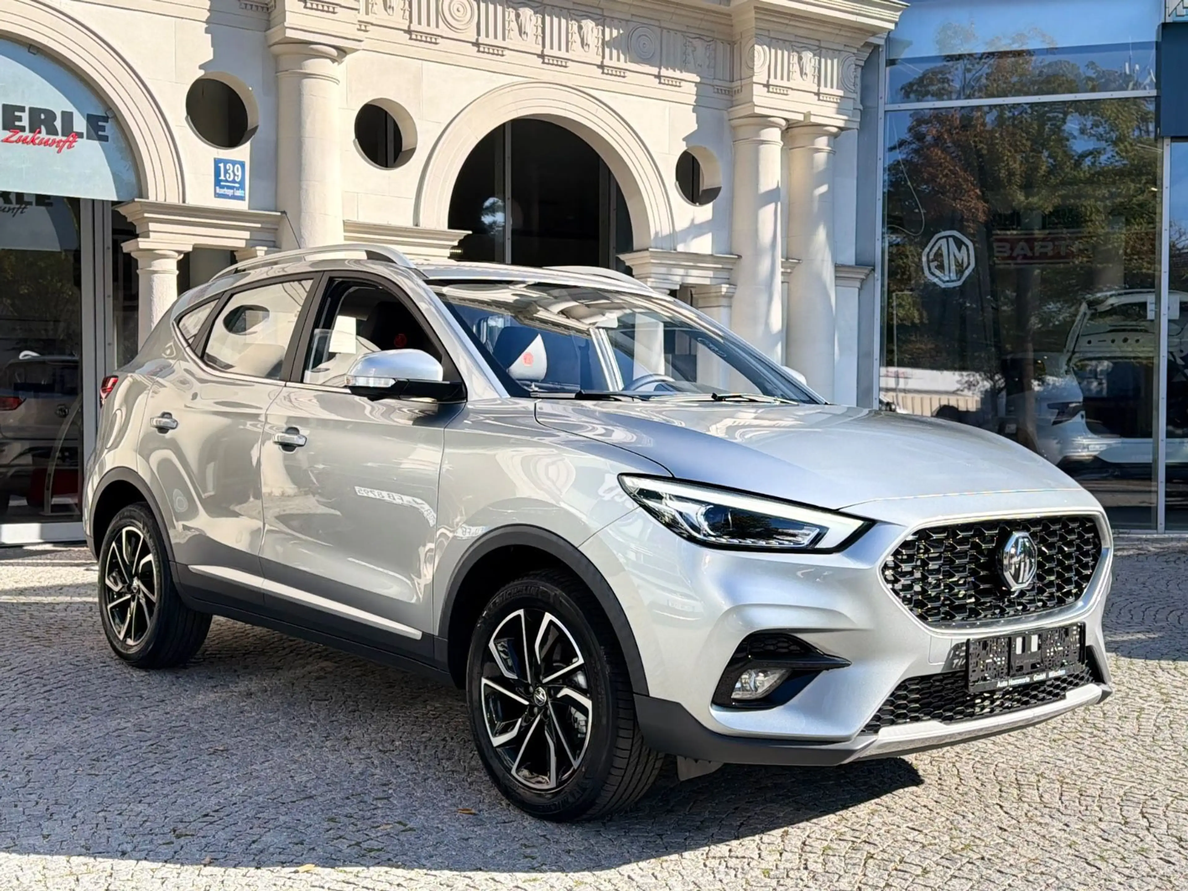 MG ZS 1.0T Luxury *VOLLAUSSTATTUNG* — photo 4