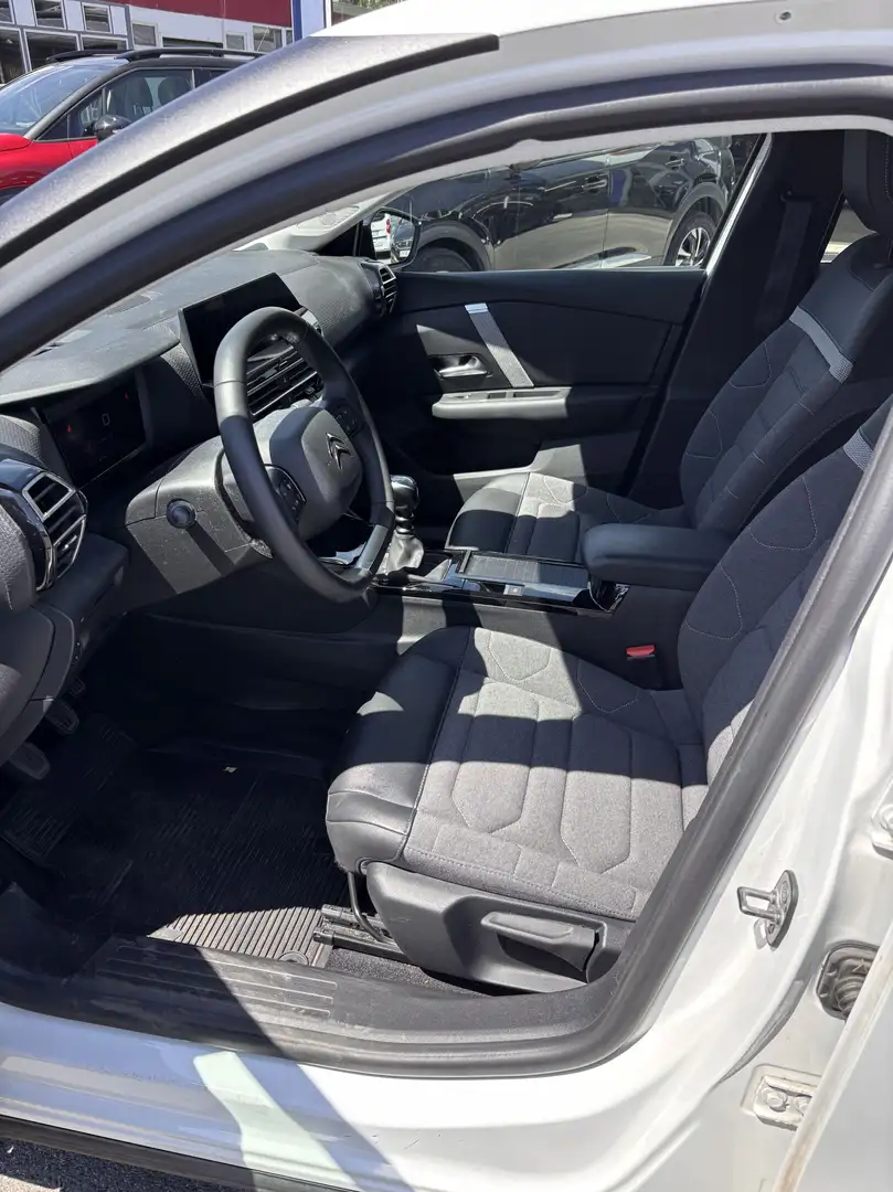 Citroen C4 PureTech 130 Stop&Start - Kamera, HUD, Auto-Klima Weiß - 2