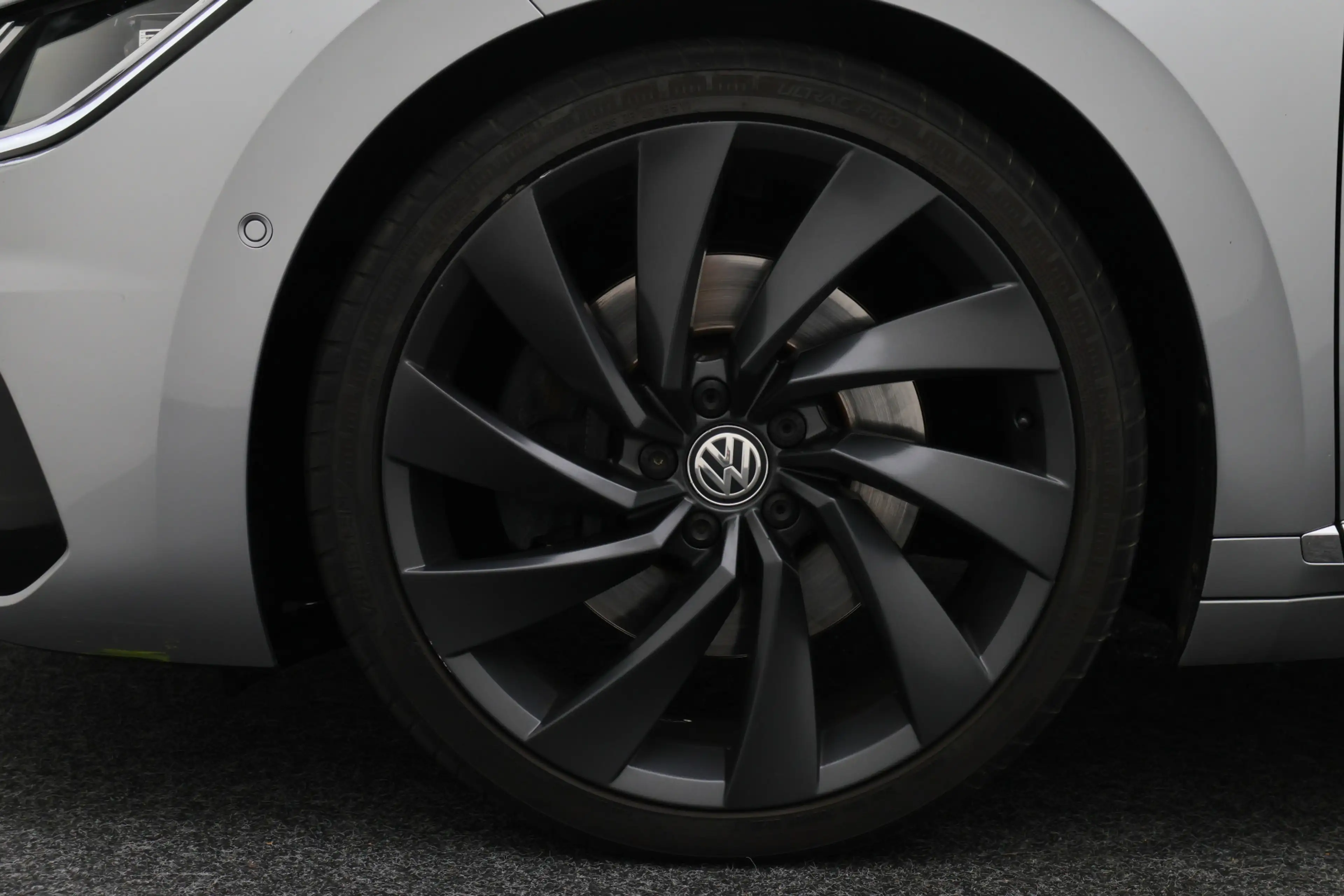 Volkswagen Arteon 2.0 TSI 4Motion Business R 280pk, Panoramadak, Lee — photo 25