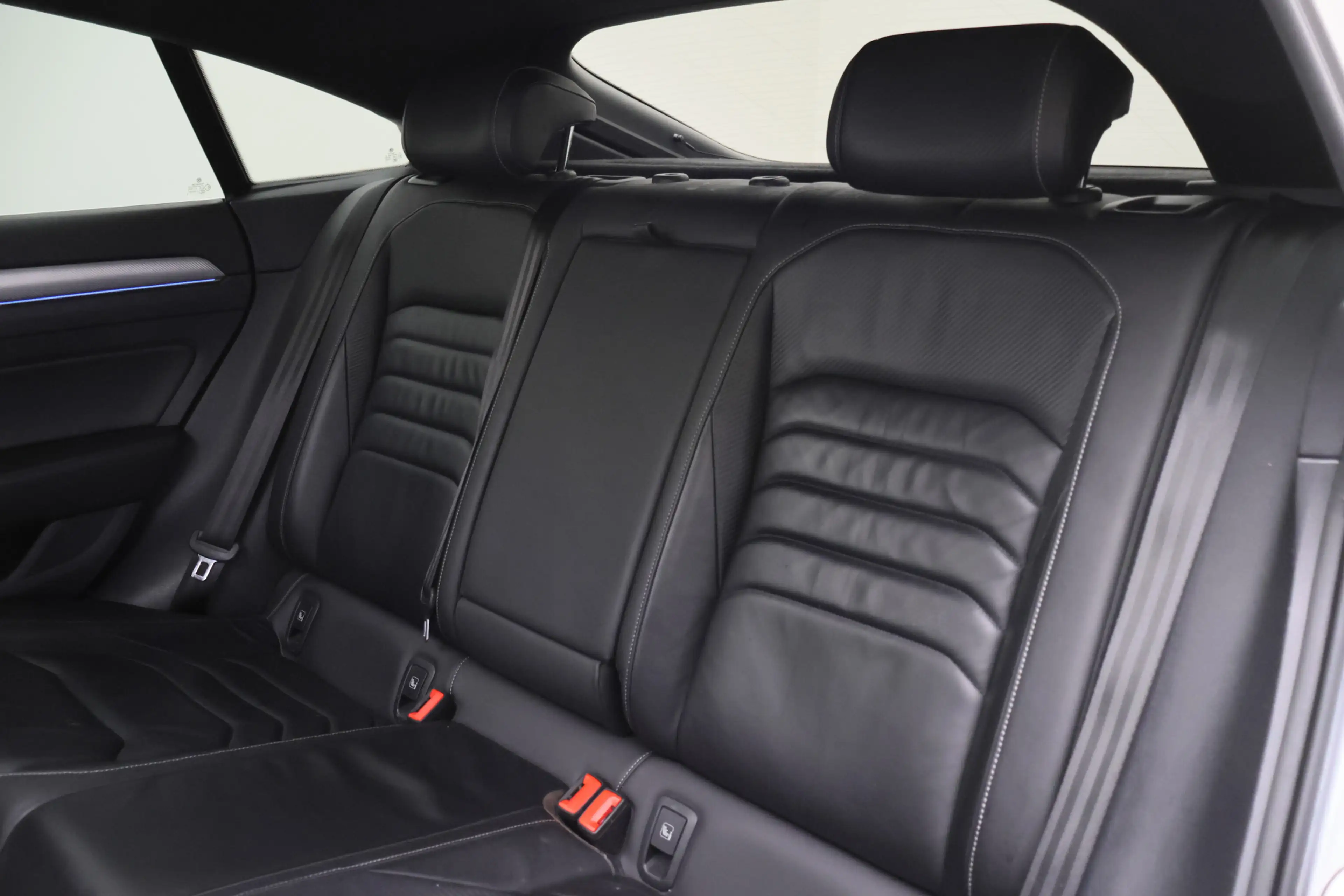 Volkswagen Arteon 2.0 TSI 4Motion Business R 280pk, Panoramadak, Lee — photo 13