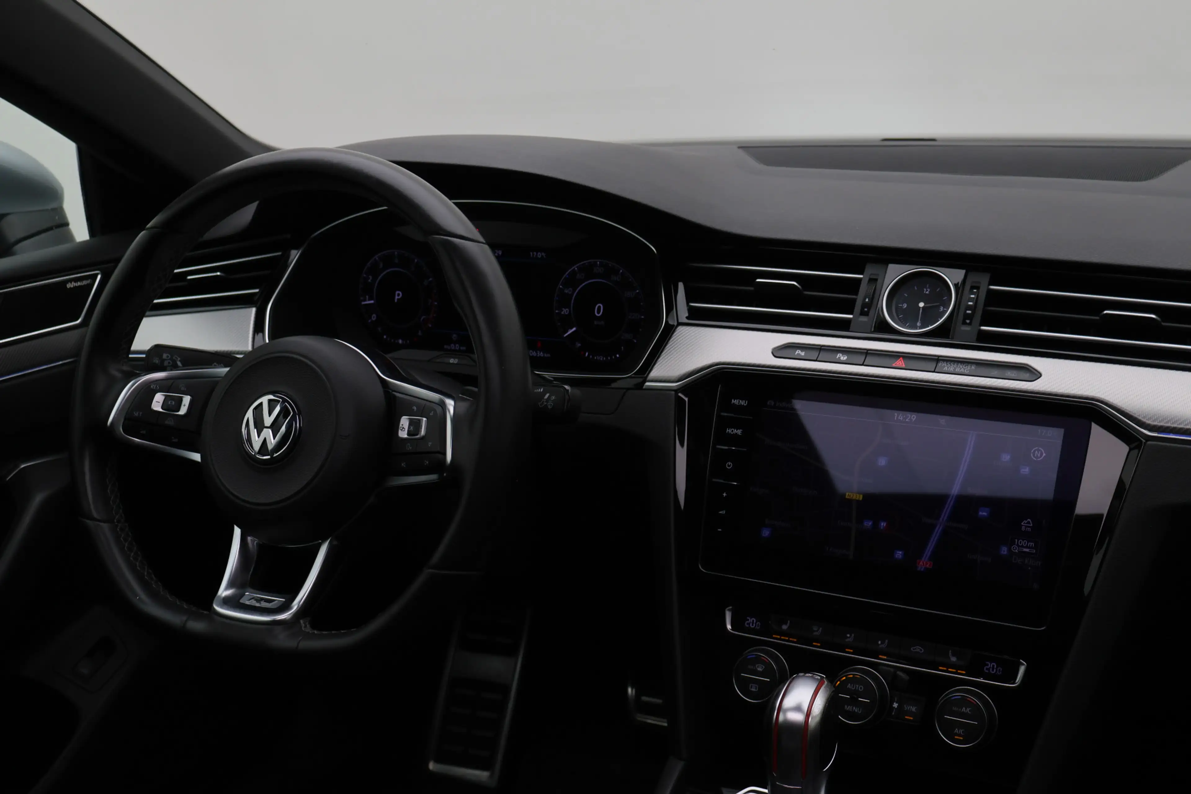Volkswagen Arteon 2.0 TSI 4Motion Business R 280pk, Panoramadak, Lee — photo 34
