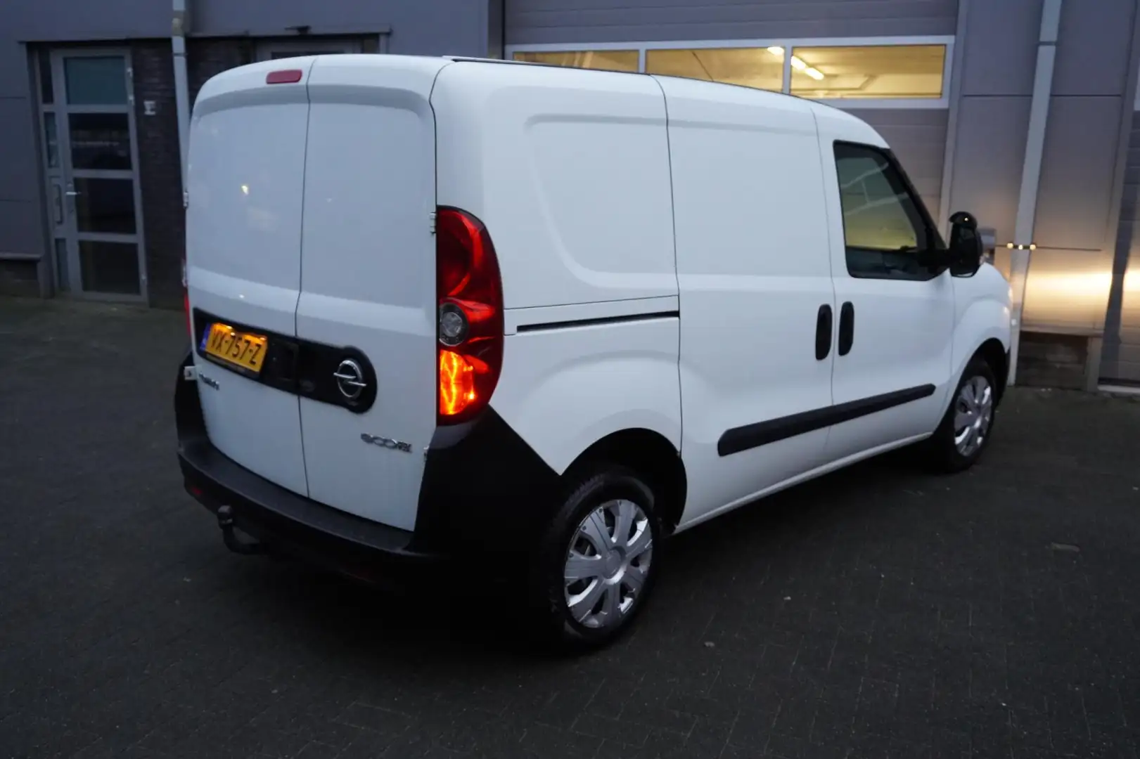 Opel Combo 1.3 CDTi L1H1 ecoFLEX Edition Wit - 2