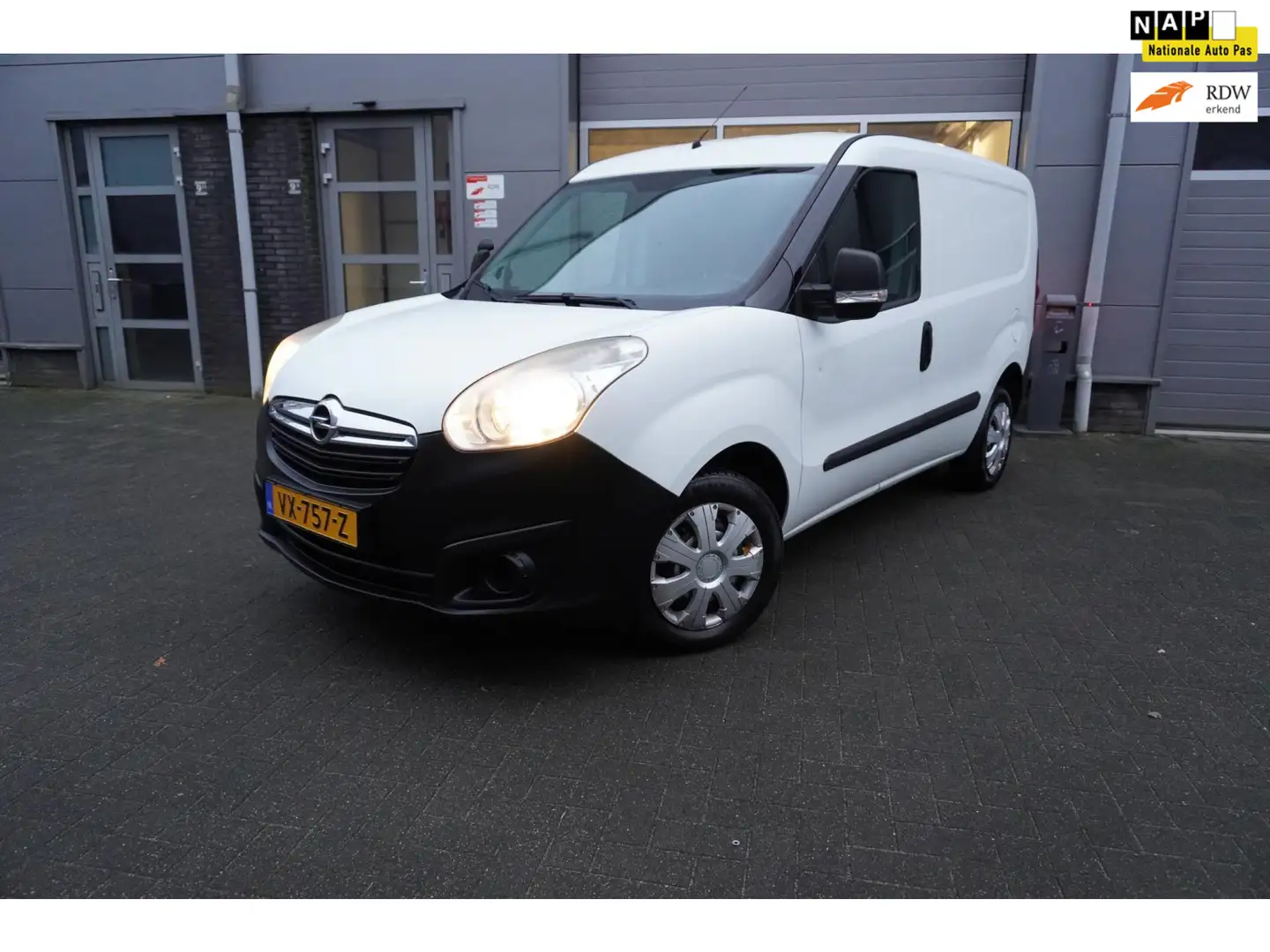 Opel Combo 1.3 CDTi L1H1 ecoFLEX Edition Wit - 1