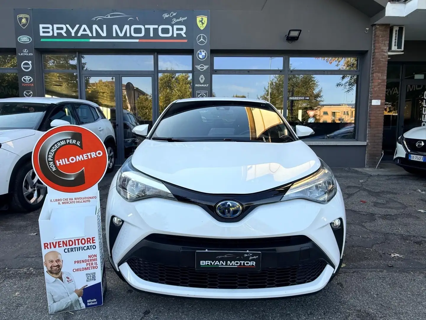 Toyota C-HR C-HR 1.8 Hybrid E-CVT Lounge Wit - 2