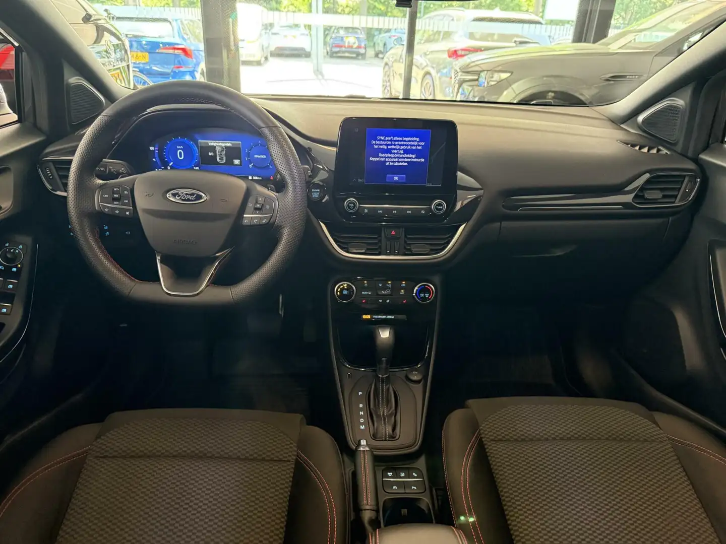 Ford Puma 1.0 EcoBoost Hybrid ST-Line X PANORAMADAK Grijs - 2