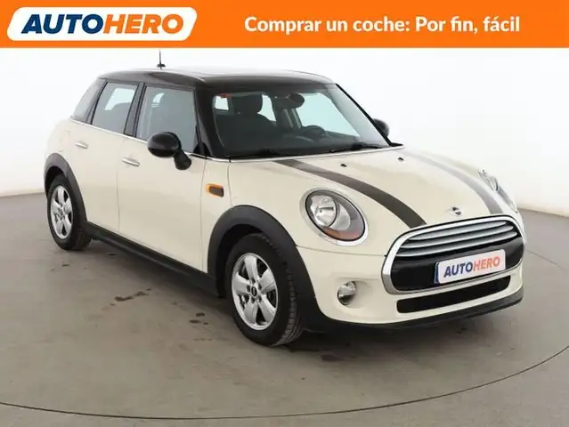 Mini Hatch view 8
