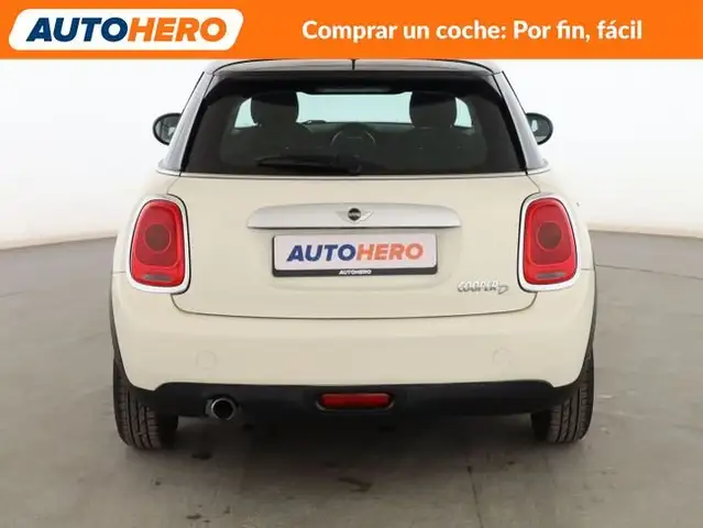 Mini Hatch view 5