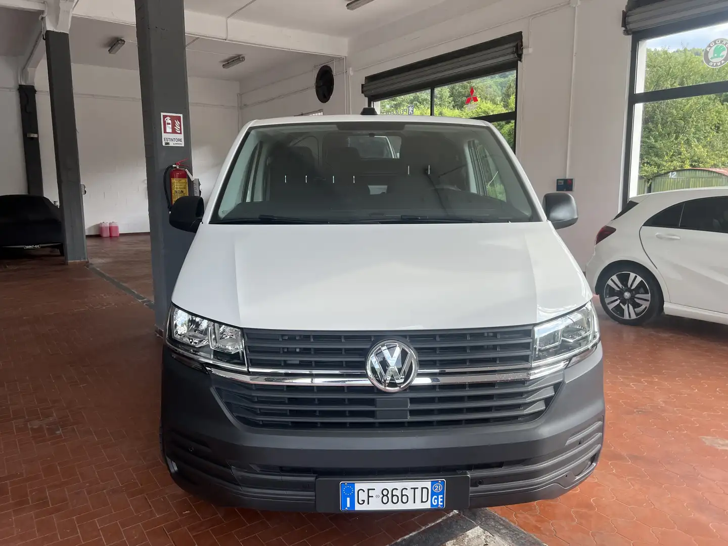Volkswagen T6.1 Transporter FURGONE BUSINESS Blanc - 2