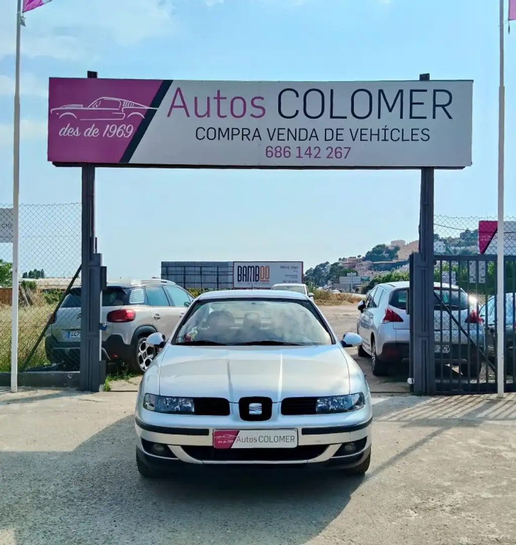 SEAT Toledo 1.6i Stella 105 Plateado - 2