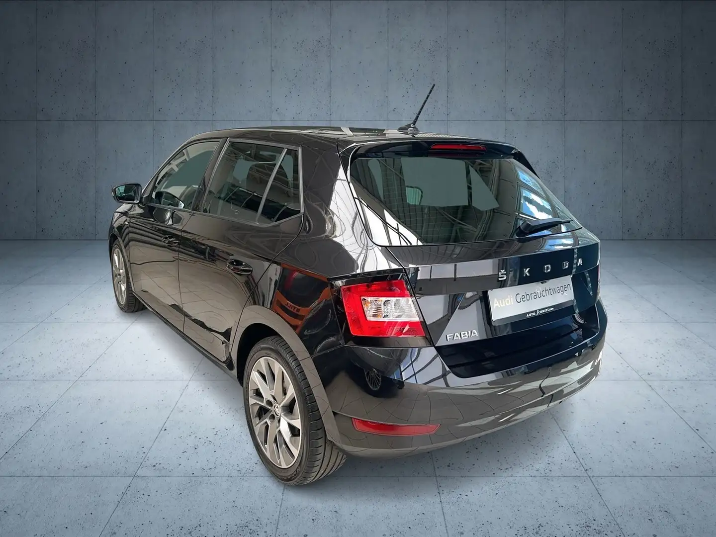 Skoda Fabia Clever 1.0 TSI DSG Rückfahrkamera Einparkhilfe Schwarz - 2