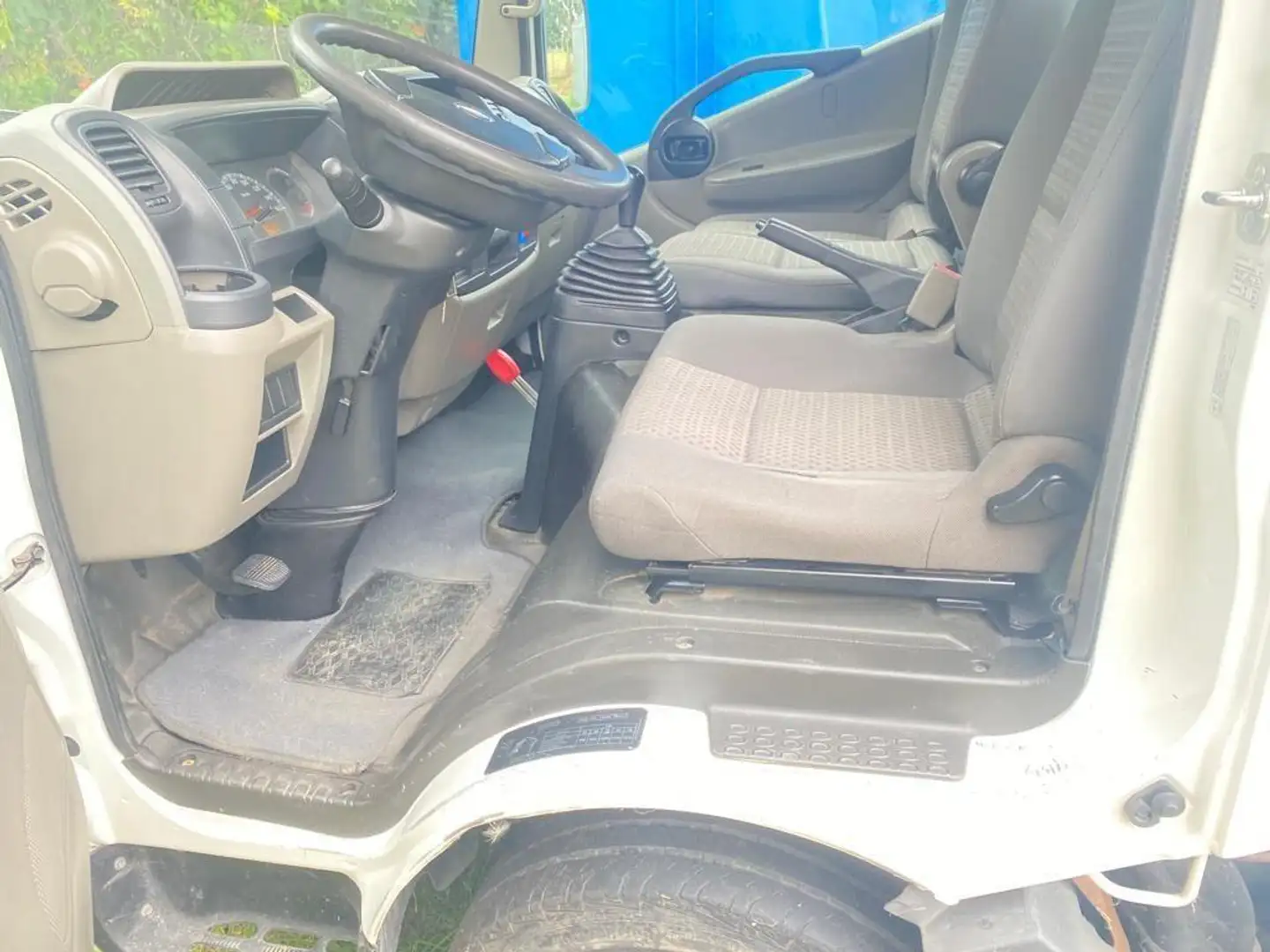 Nissan Cabstar cabstar 35.11/3 Easy (basic) CESTELLO Wit - 2