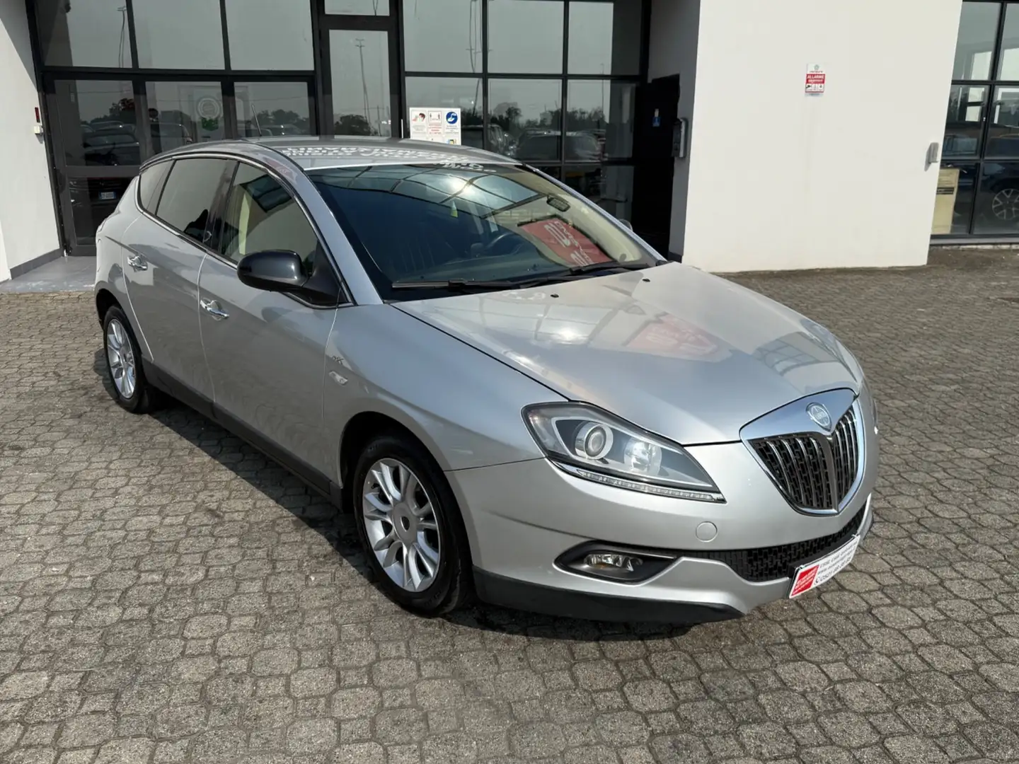Lancia Delta 1.6 MJT DPF Silver Grigio - 2