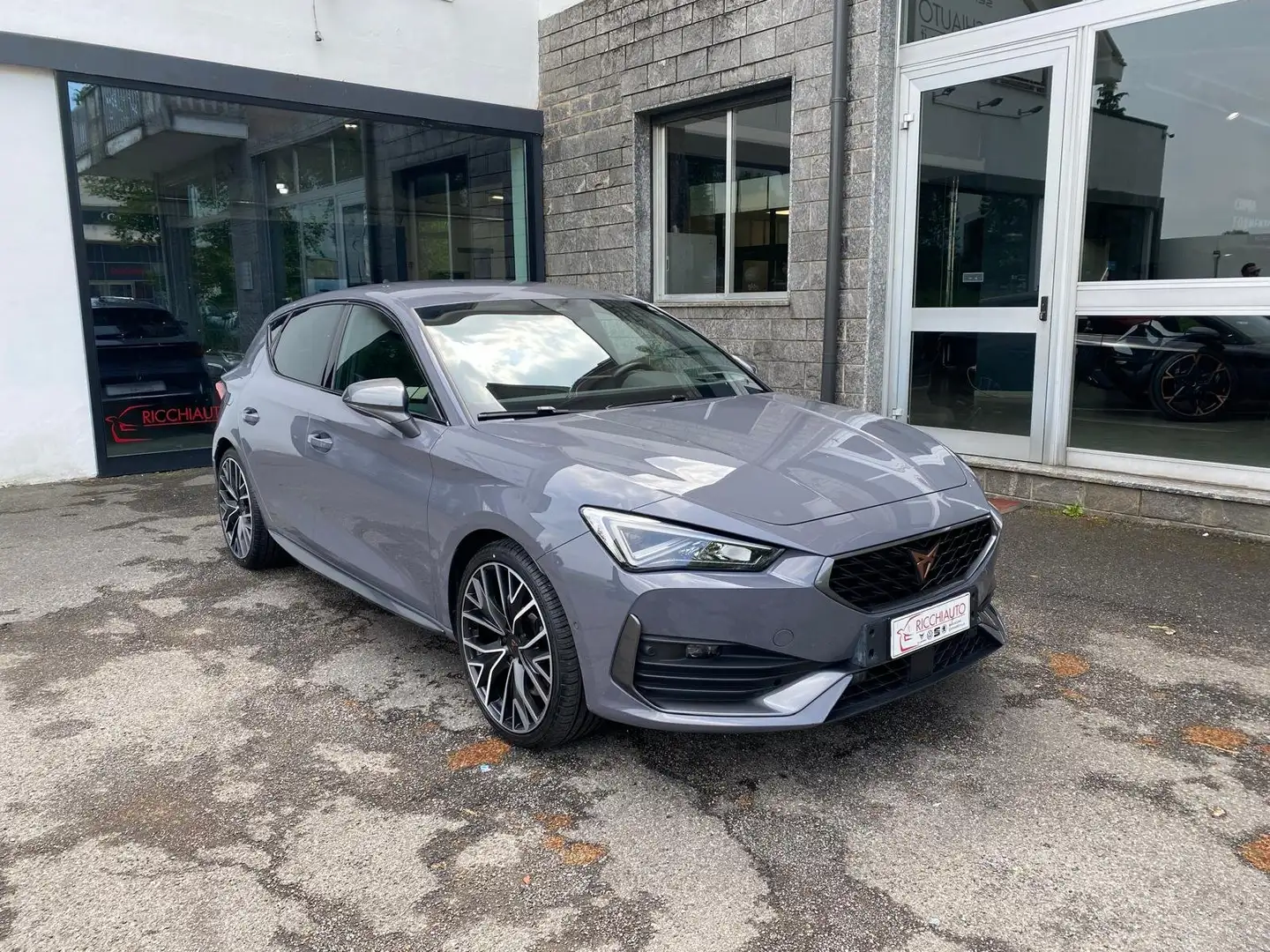 CUPRA Leon Leon 1.4 e-hybrid VZ 245cv dsg Grigio - 1