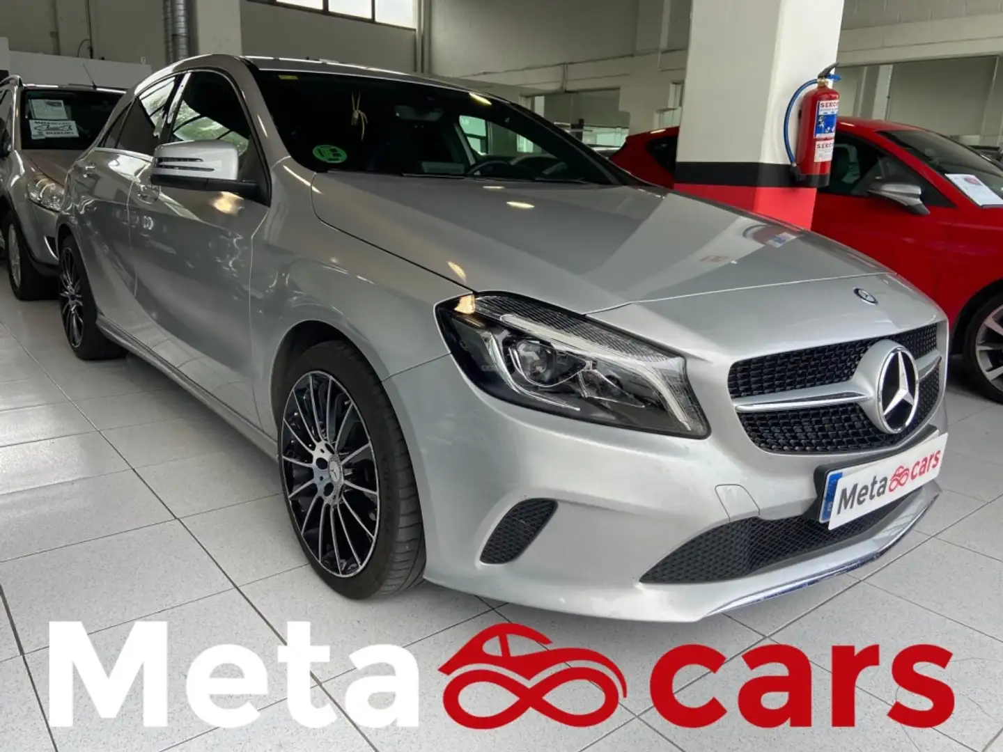 Mercedes-Benz A 200 200CDI BE Urban 7G-DCT Gris - 1