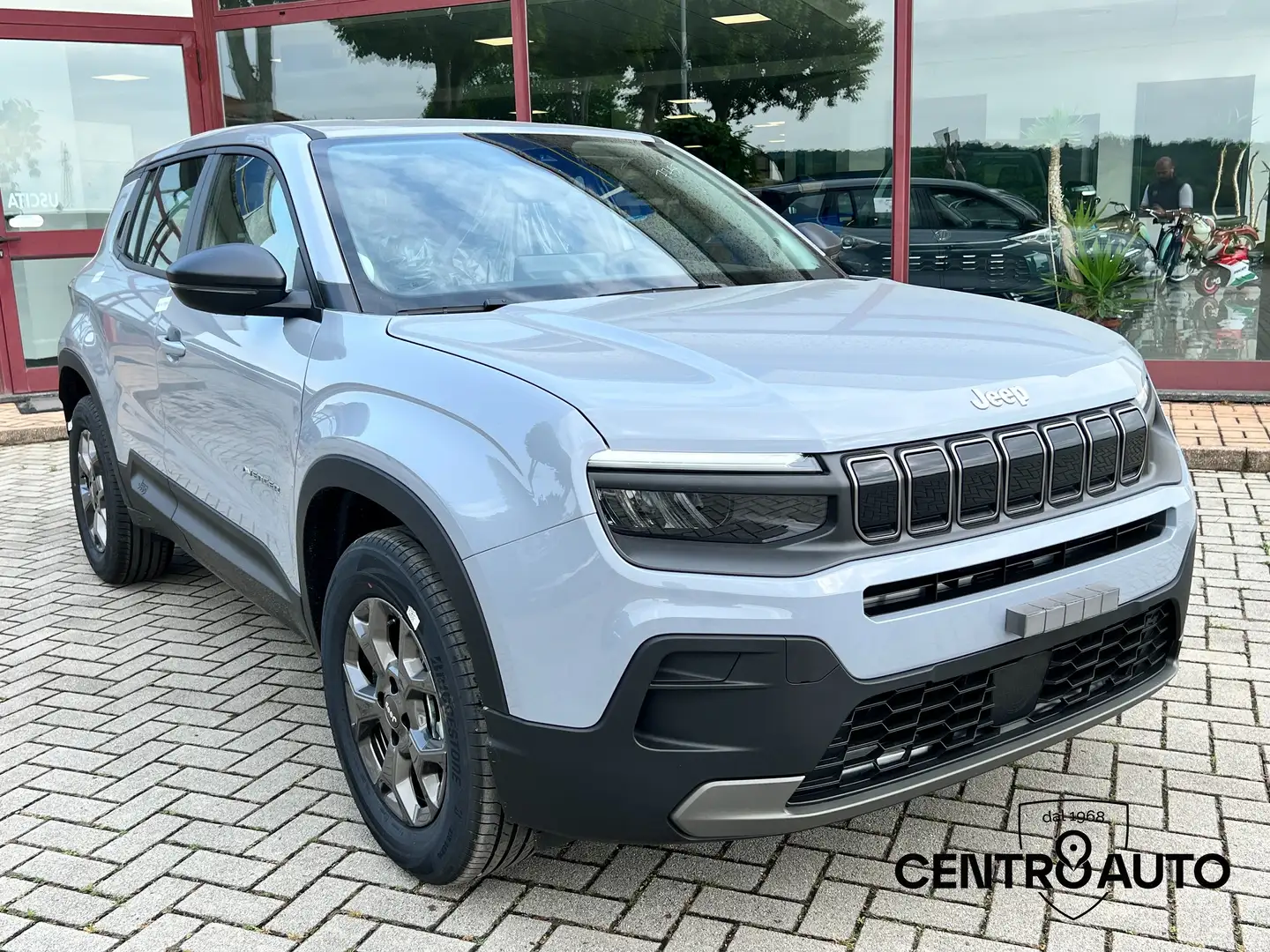 Jeep Avenger 1.2 turbo Longitude 100cv Blau - 2