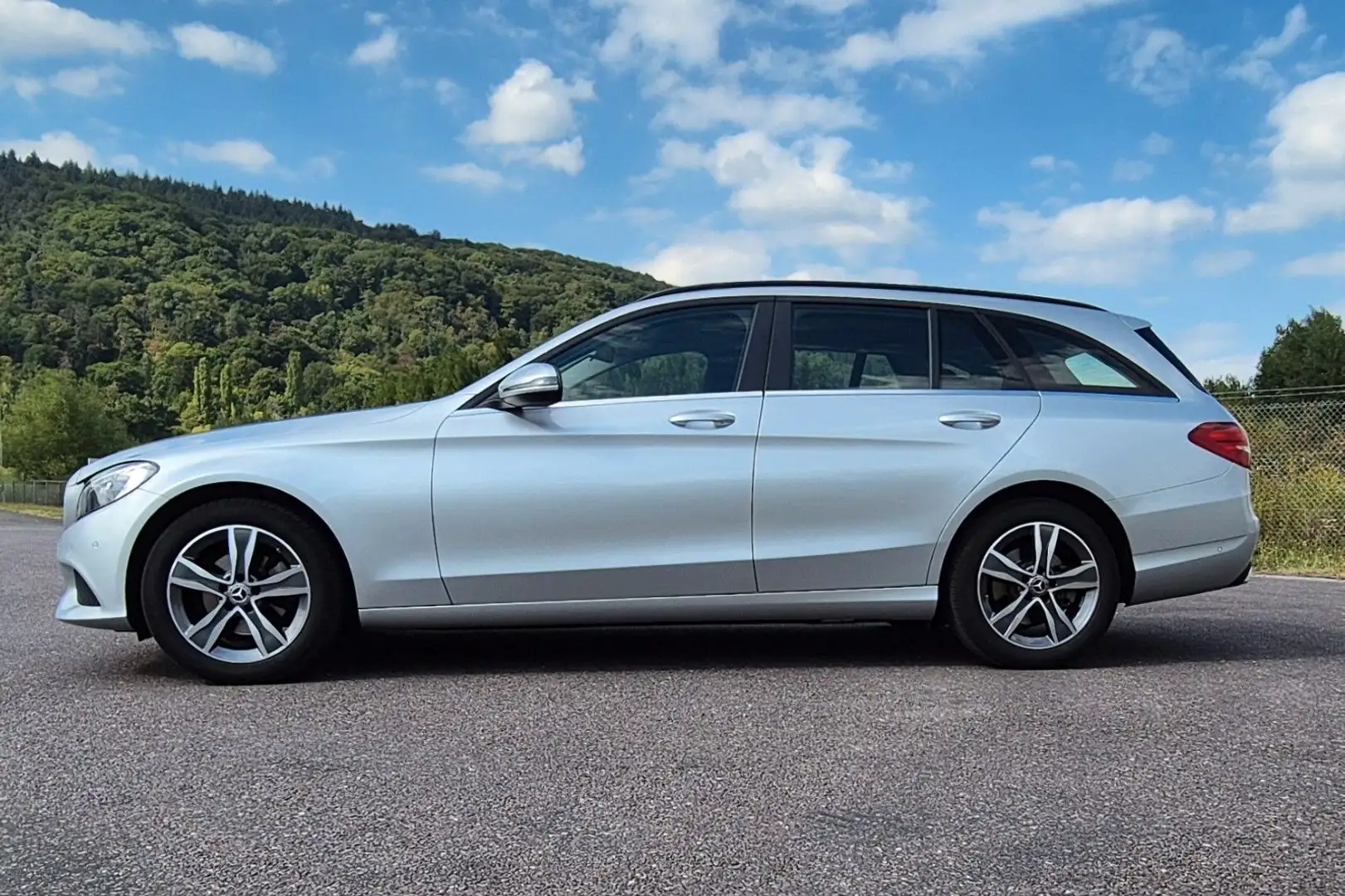 Mercedes-Benz C 180 d T-Modell, Command, Automatik. Silber - 2