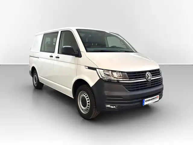 Volkswagen Transporter view 5