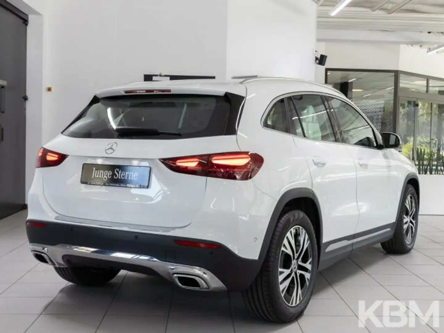 Mercedes-Benz GLA 220 GLA 220 4M EDITION PROGR ADV+°VOLLDIGI°360°KEYL Weiß - 2