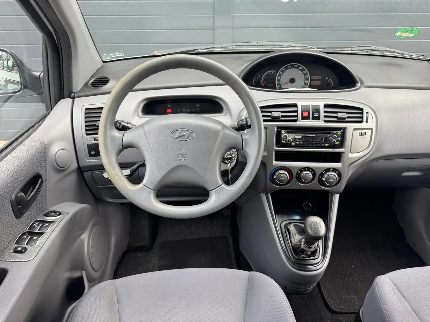 Hyundai Matrix 1.6i GL 25 Edition AIRCO|EL.RAMEN|LMV|NAP Grijs - 2