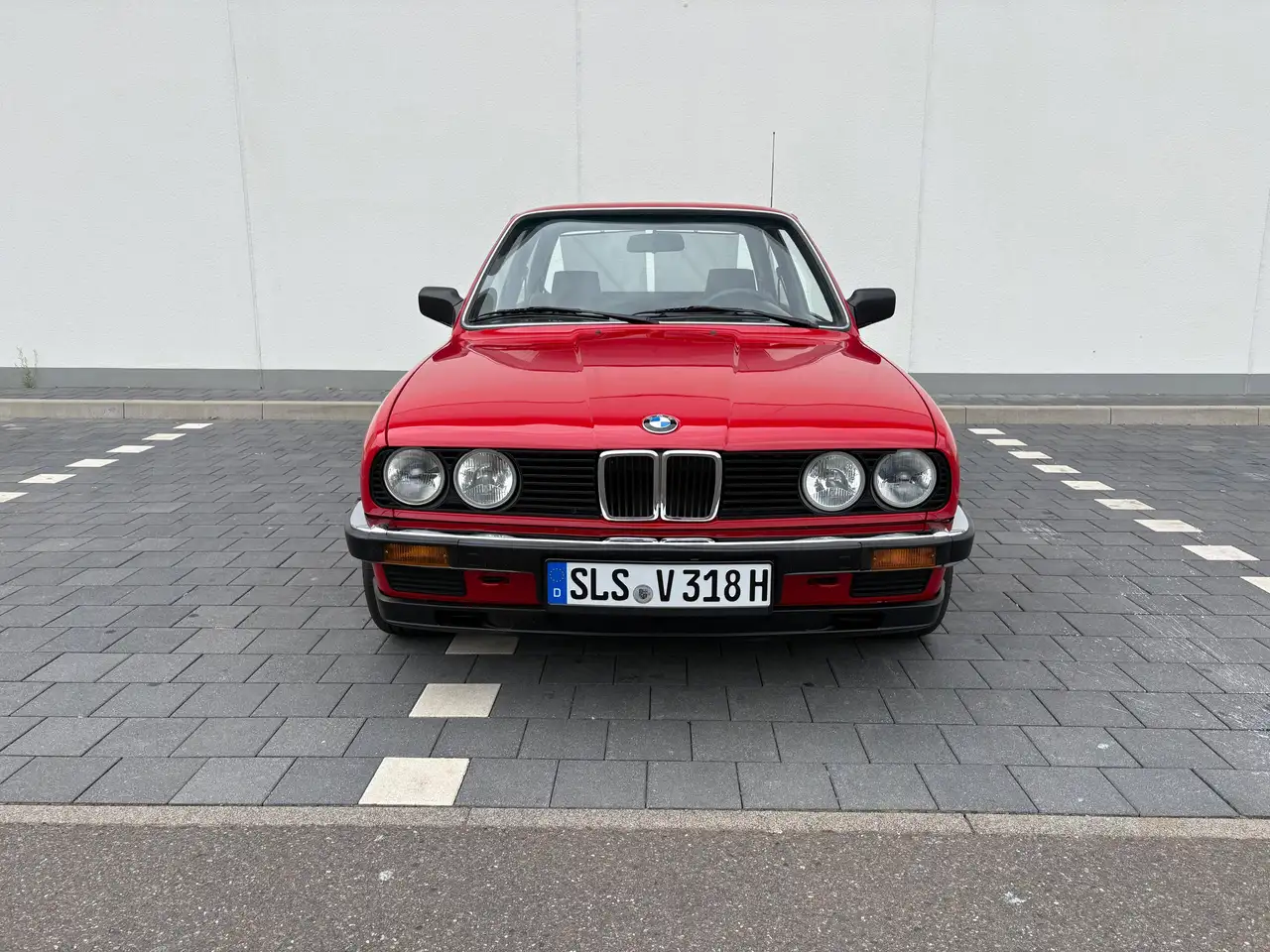 BMW 318i, foto 8