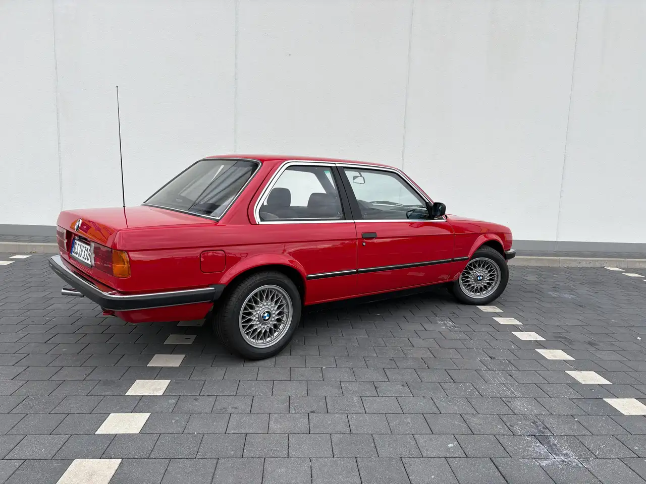 BMW 318i, foto 5