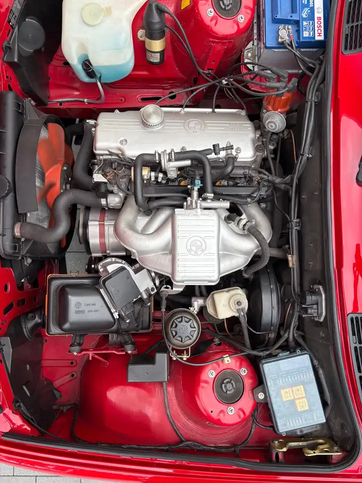 BMW 318i, foto 11