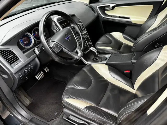 Volvo XC60 view 13