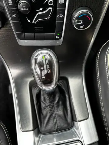 Volvo XC60 view 23