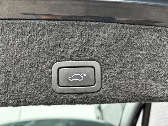 Volvo XC60 view 19
